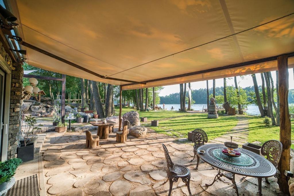 Akmenos Villas & Bungalow Brazuole エクステリア 写真