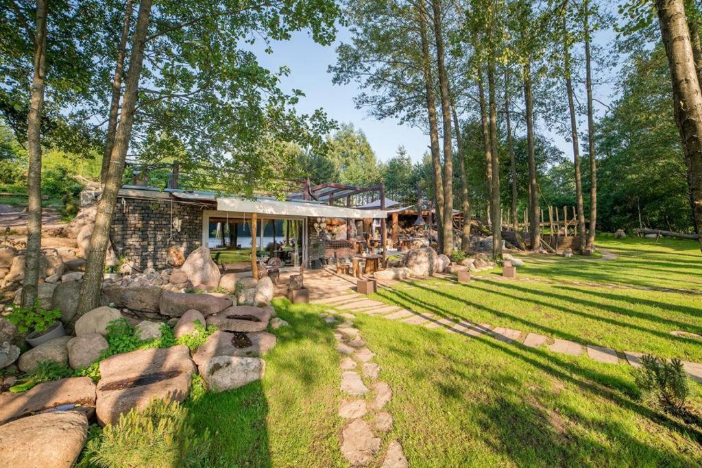 Akmenos Villas & Bungalow Brazuole エクステリア 写真